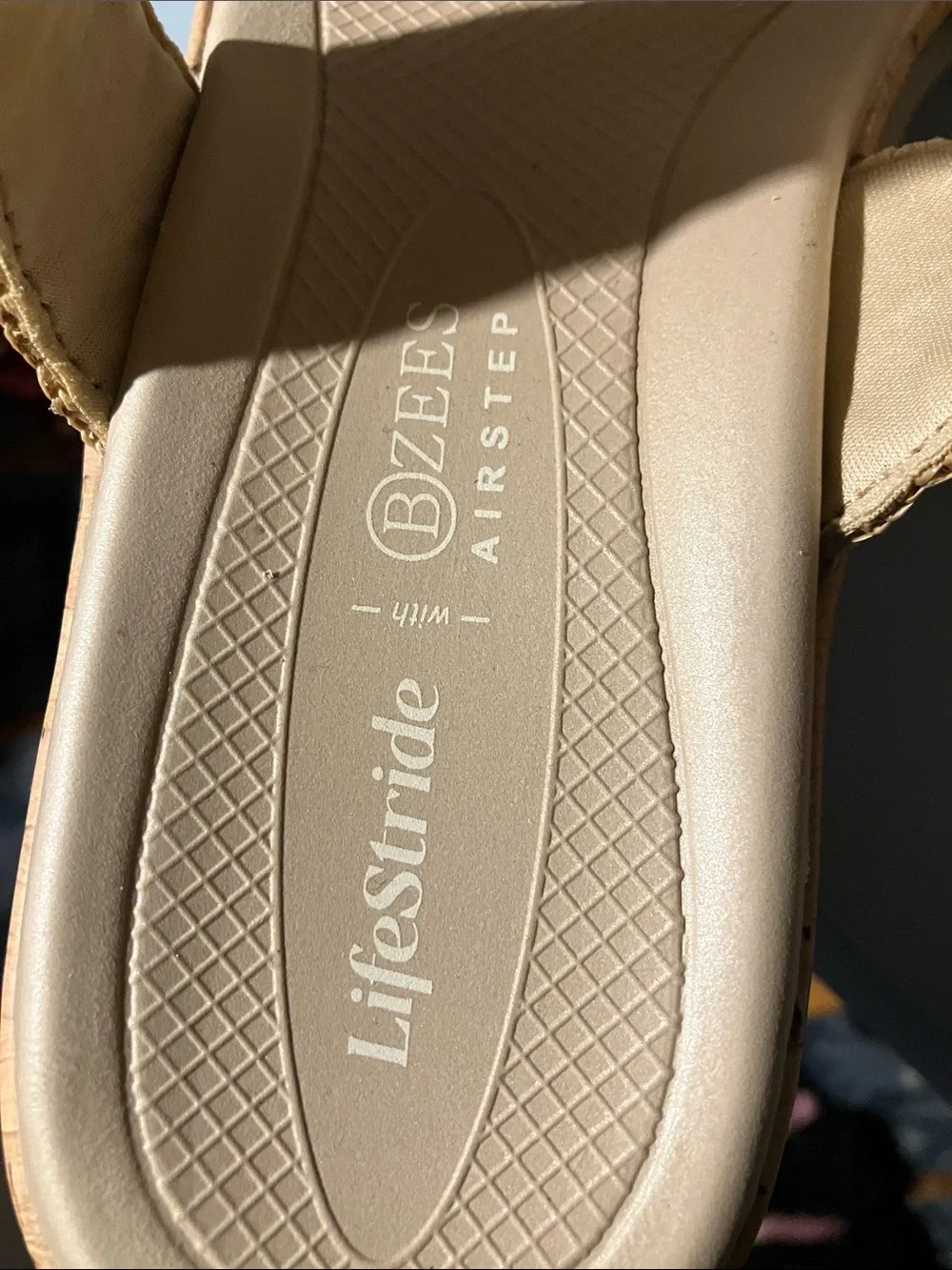 🆕 Lifestride BZEES Airstep Gold color extremely comfortable life changing shoes